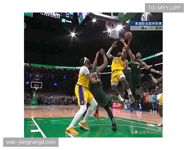 抱人犯规判罚为何常被忽视？裁判标准全解析