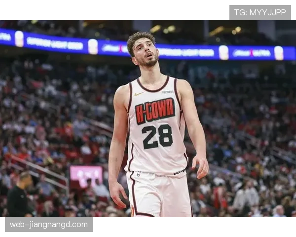 佩科维奇低位强打效率下滑，内线支柱作用遭挑战