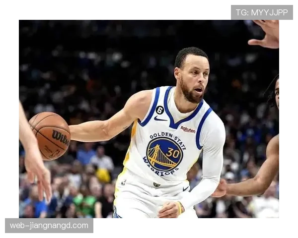 比尔单打与库里对比得分结构更低效